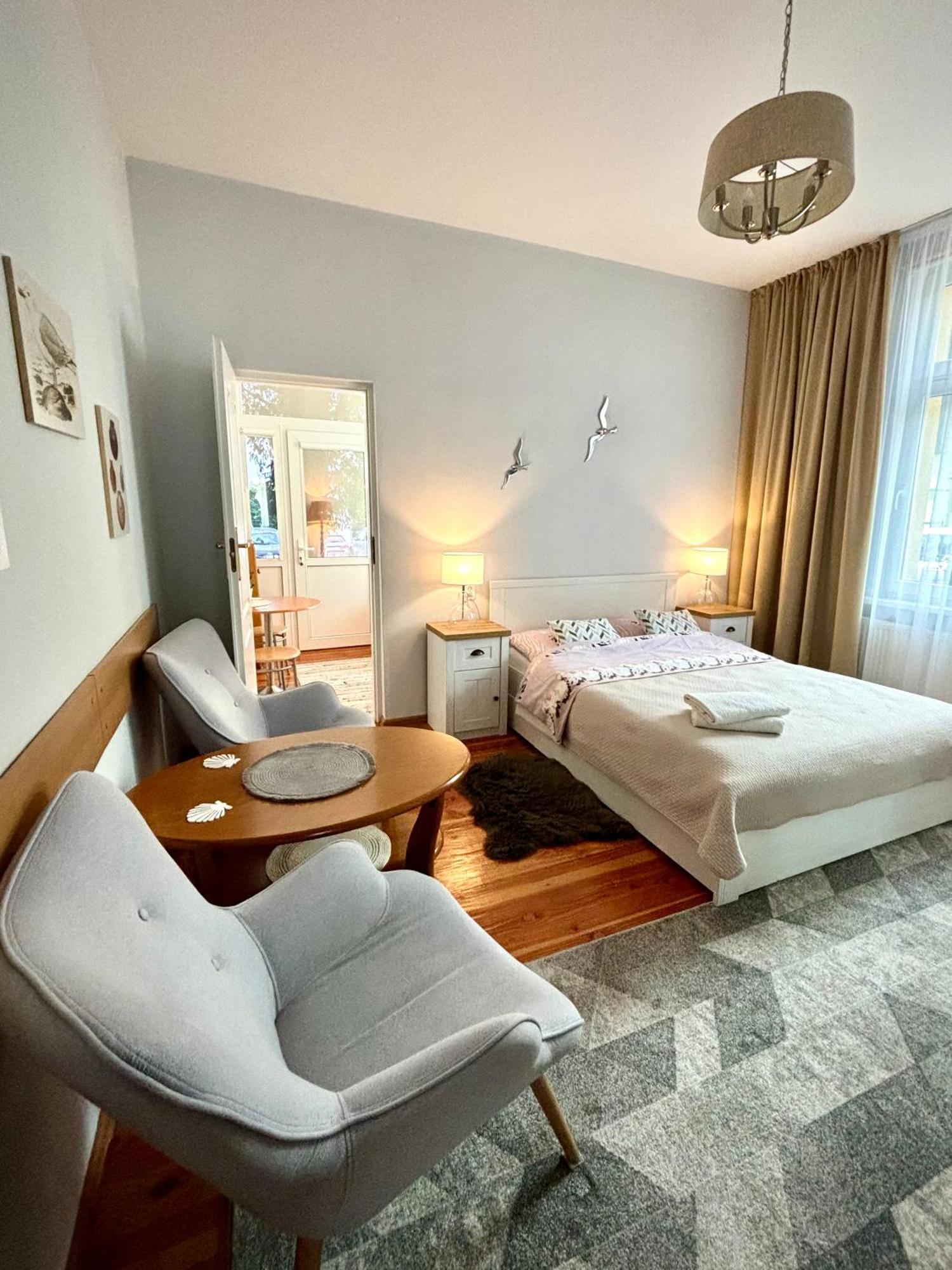 Pod Cisami Apartments Мендзиздроє Номер фото
